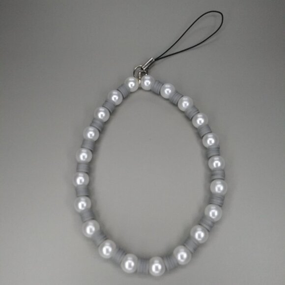 Elegant Pearl & Grey Beaded Phone Charm Strap – Chic Wristlet Style - Picture 3 of 4
